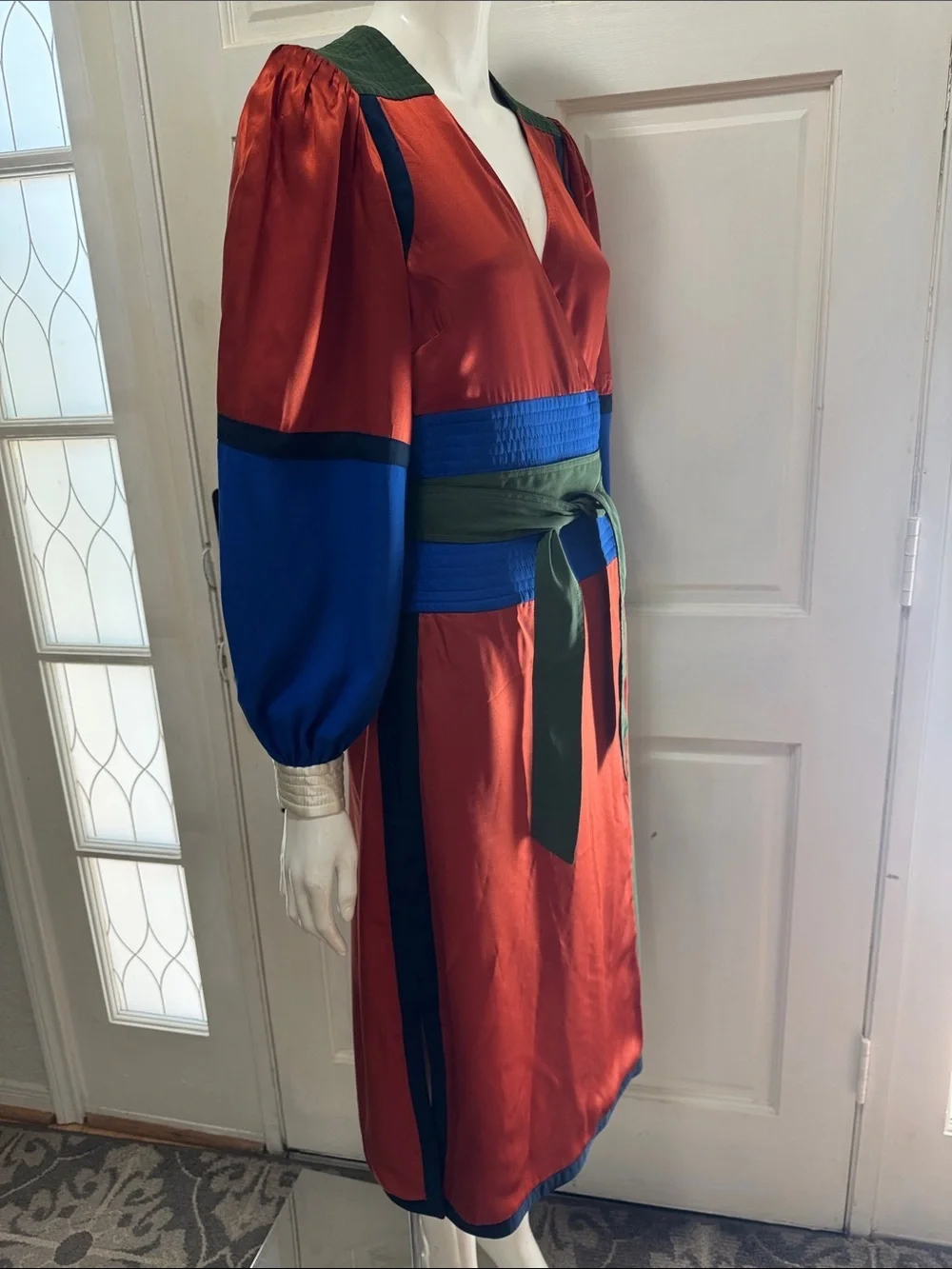 Tory Burch Kola Colorblock Wrap in Rust, Royal Blue & Forest Green Size 4
